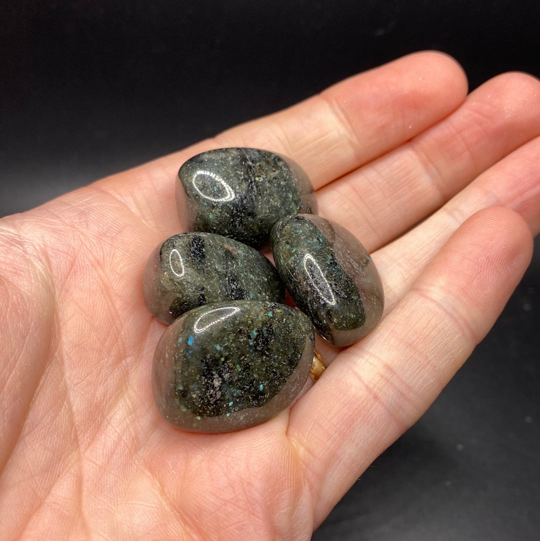 Tumbled Galaxyite