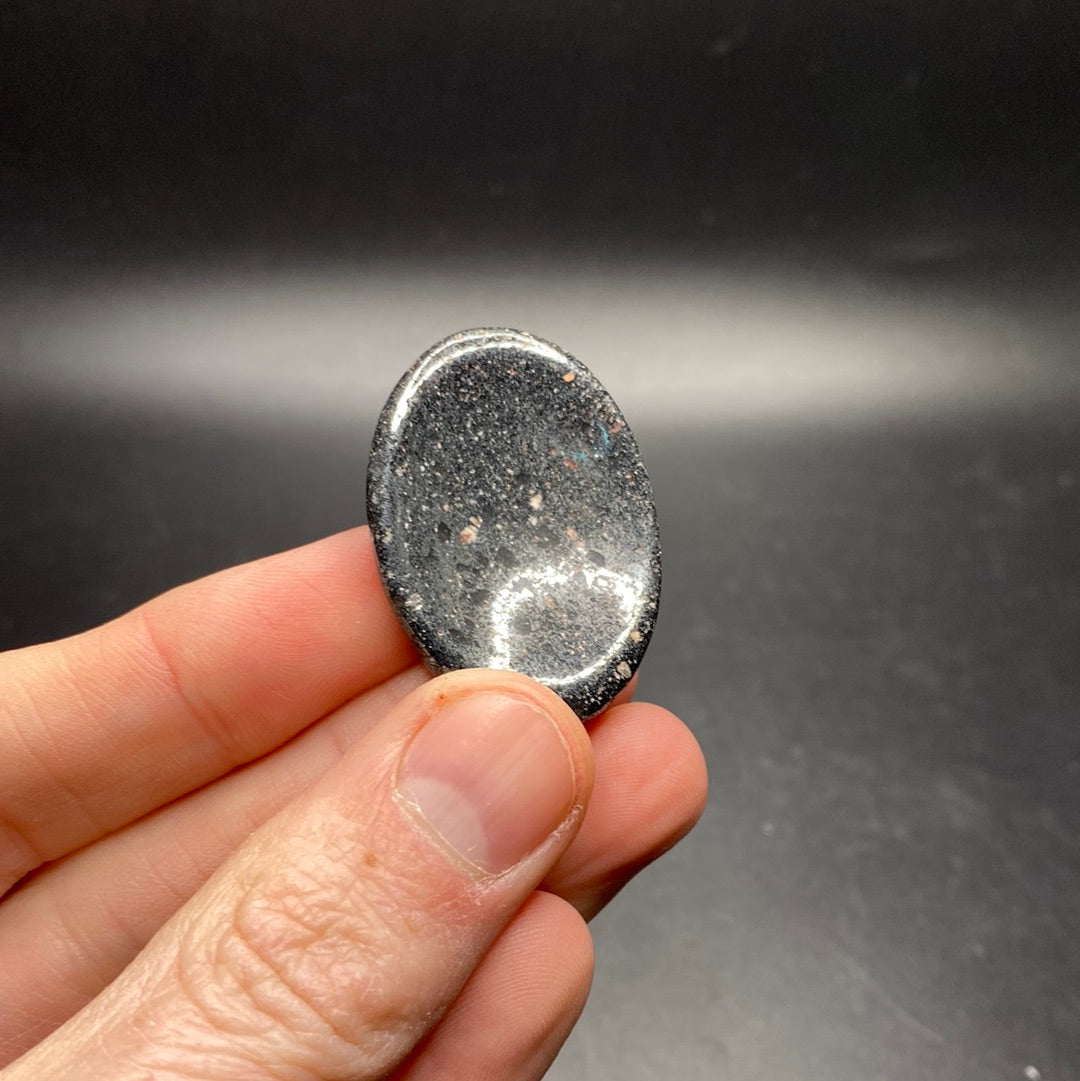 Hematite Worrystone