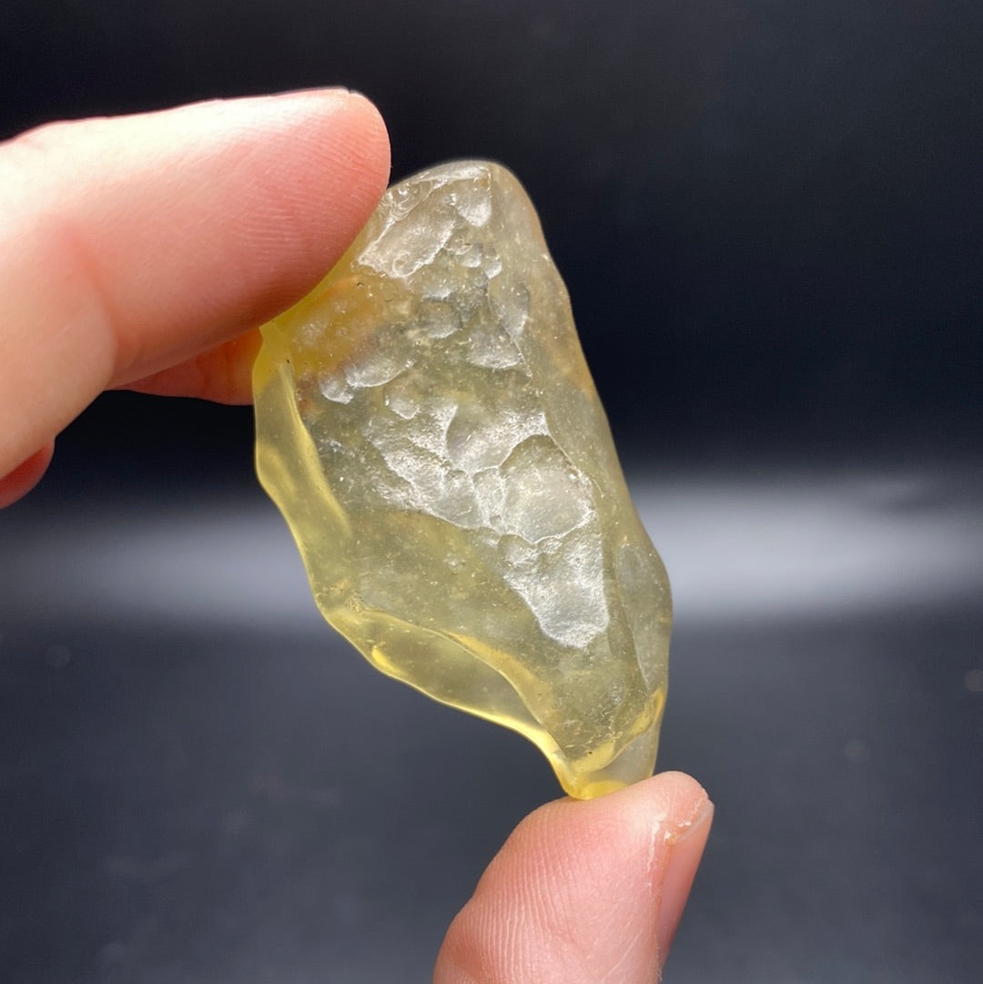 Libyan Desert Glass - Mid Grade