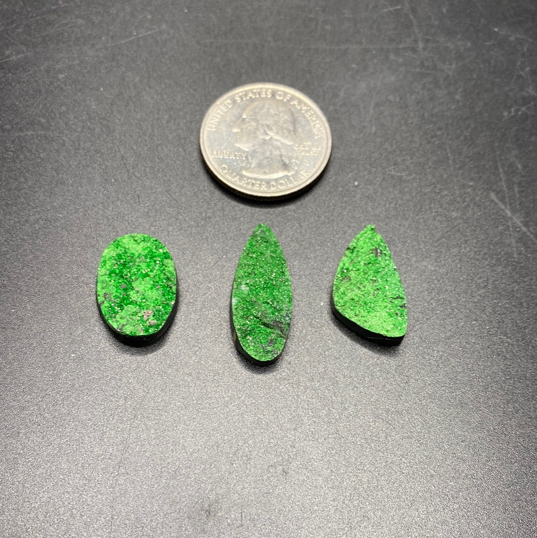 Uvarovite Garnet Cabochon - Russia